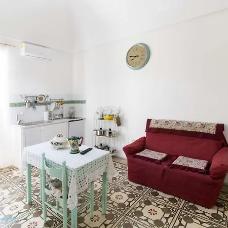 La Marea Castro (Lecce)